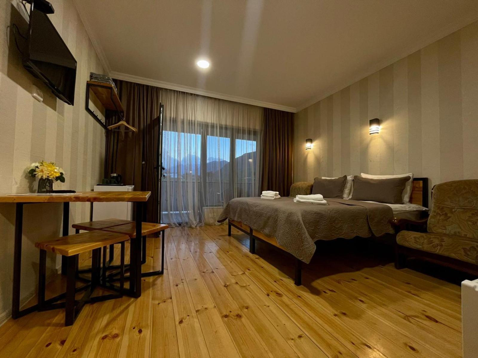 Bibo'S Kokhi Guesthouse Kazbegi Εξωτερικό φωτογραφία